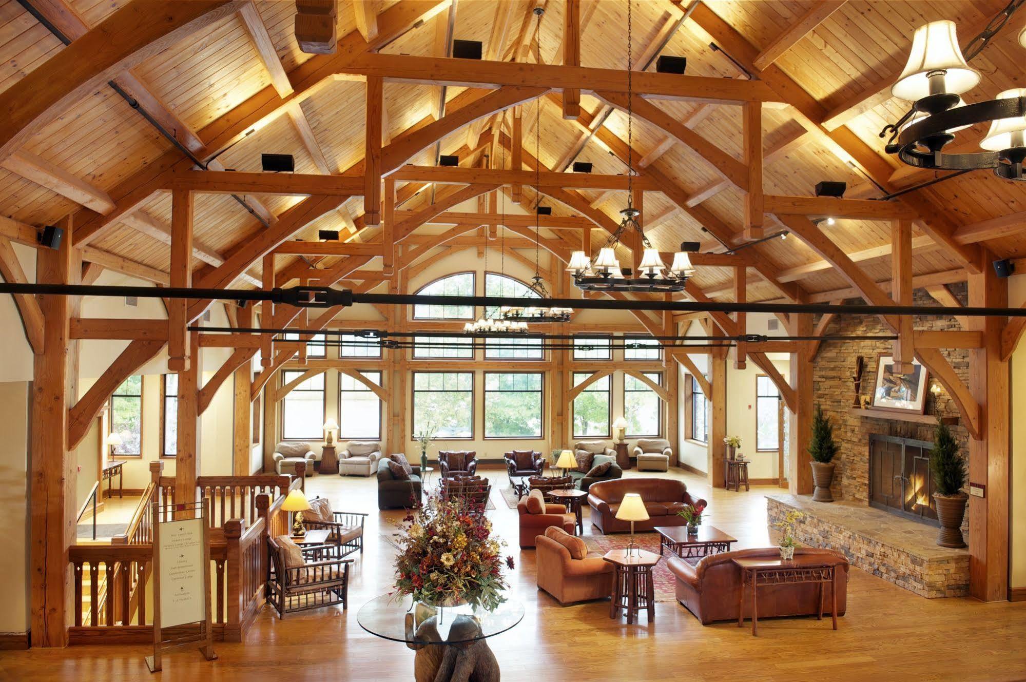 Stonewall Resort Roanoke 내부 사진